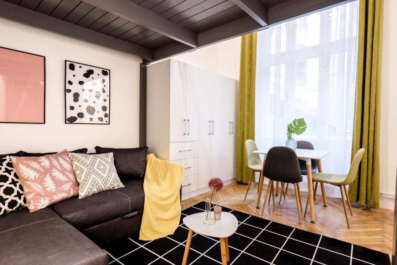 Rainbow Dream Apartment Budapeste Exterior foto
